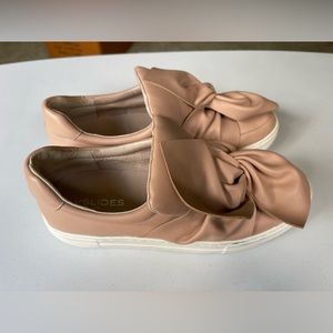 J Sides creamy rose slip on
